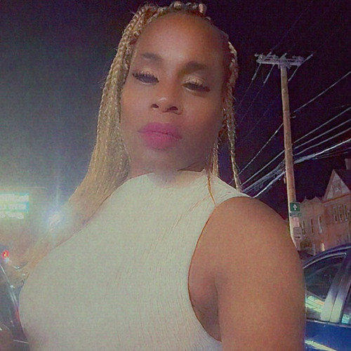 IESHA S. profile photo