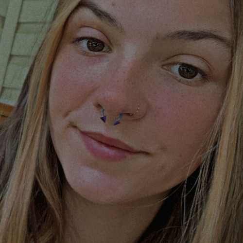 Tris C. profile photo