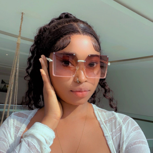 Gloria f. profile photo