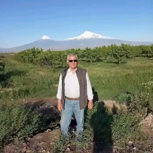 Emmanuel J. profile photo