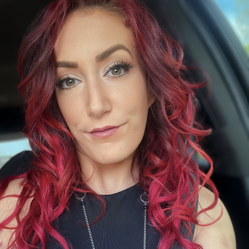 stacy b. profile photo