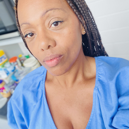 Lenira B. profile photo