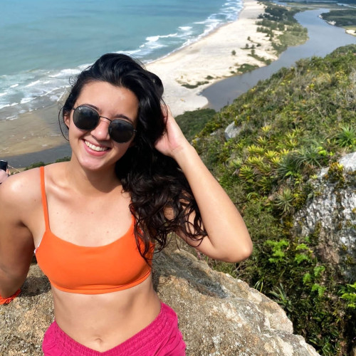 Mariana L.
