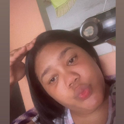 EIMY V. profile photo