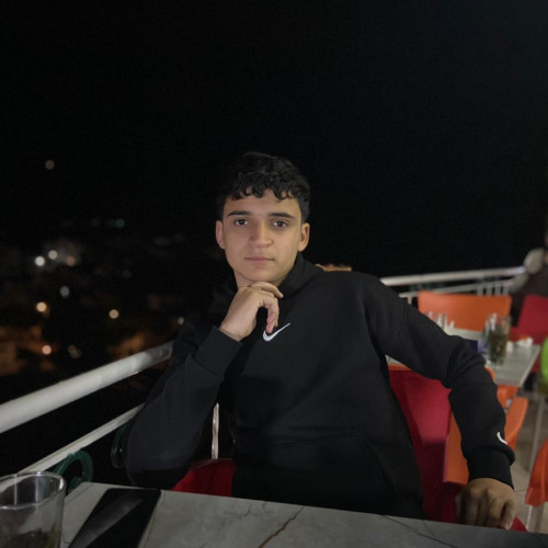 Younes B. profile photo