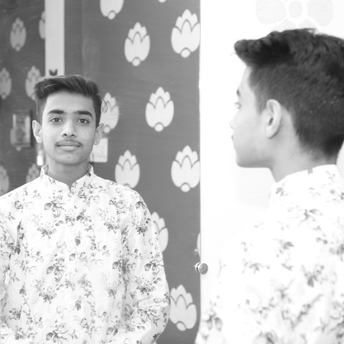 Mayur  R.