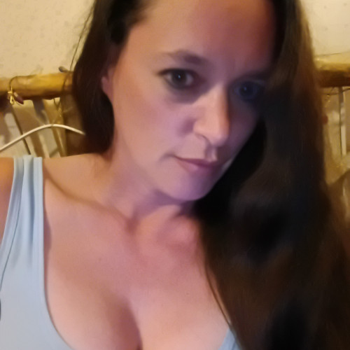 Ashley J. profile photo