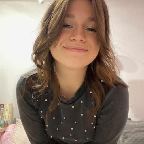 Klara  V.