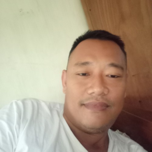Roy M.