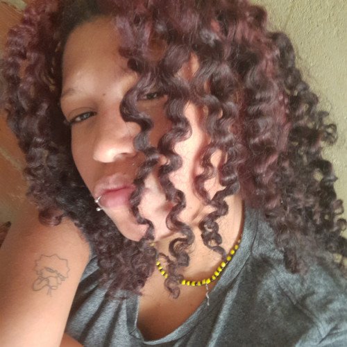 Thaysa  F. profile photo