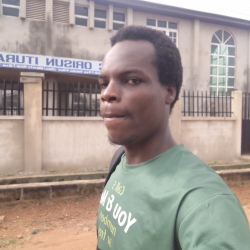 Praise  O. profile photo