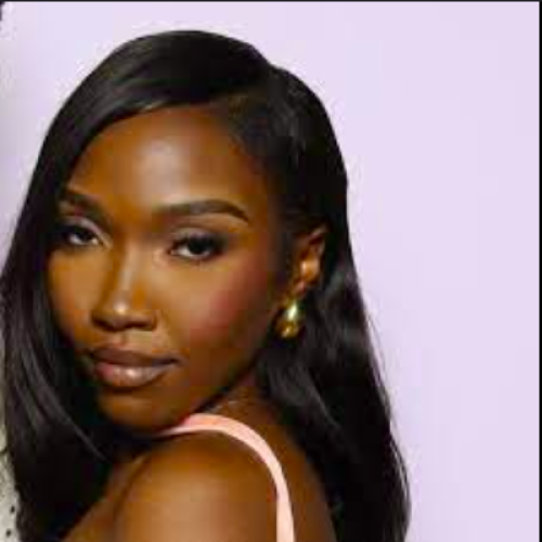 Emmie  l. profile photo