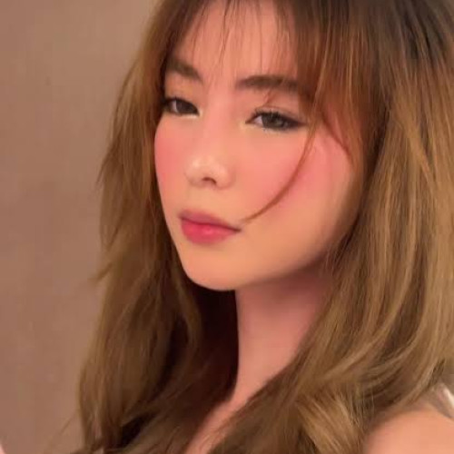 Aly F. profile photo