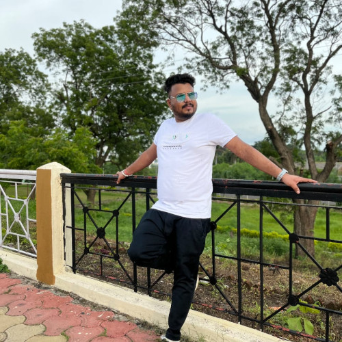 Veer R. profile photo