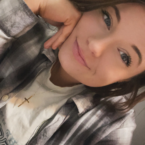 Harli R.