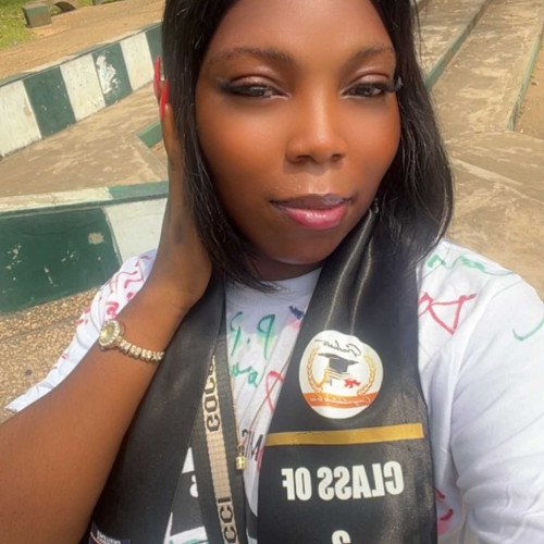 neklly❤️‍🩹❤️‍🩹 e.