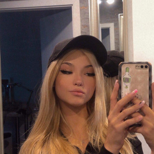 Maggie J.