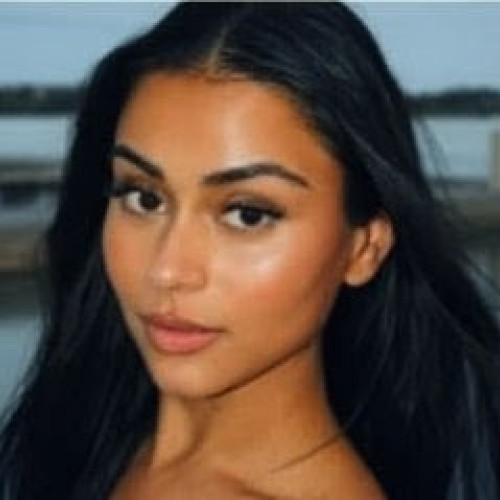 Tess C. profile photo