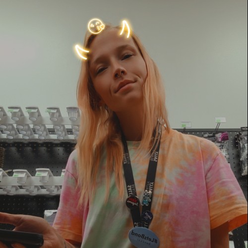 Alexis W. profile photo