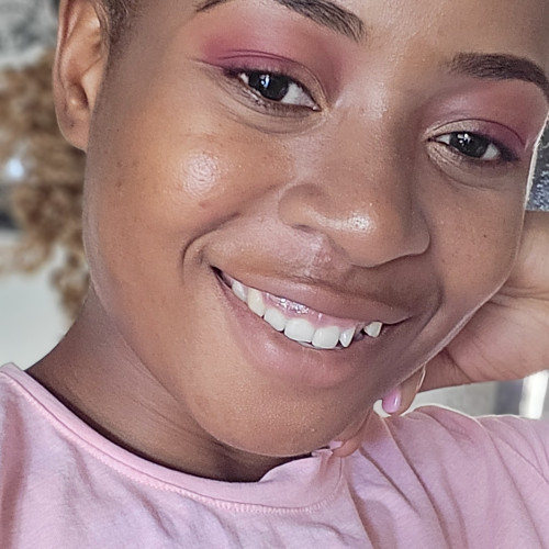 Louange C. profile photo