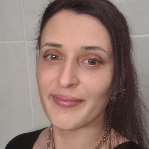 Ana S.