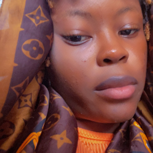 Esther O. profile photo