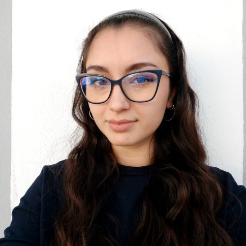 Alma D. profile photo