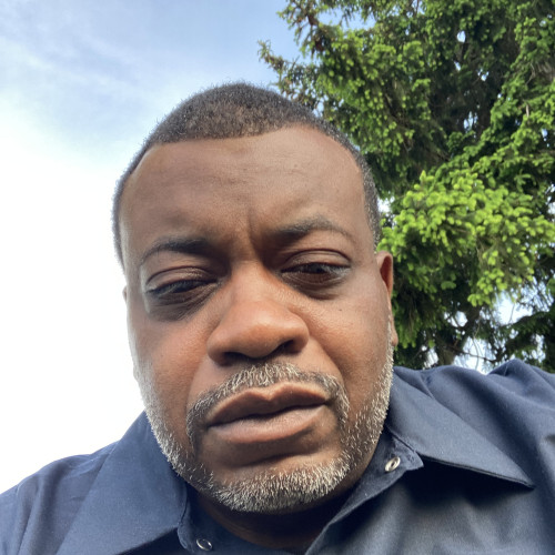 Ozzie S. profile photo