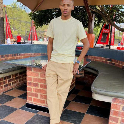 Ayi D. profile photo