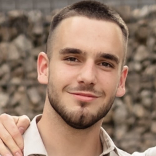 Kun P. profile photo