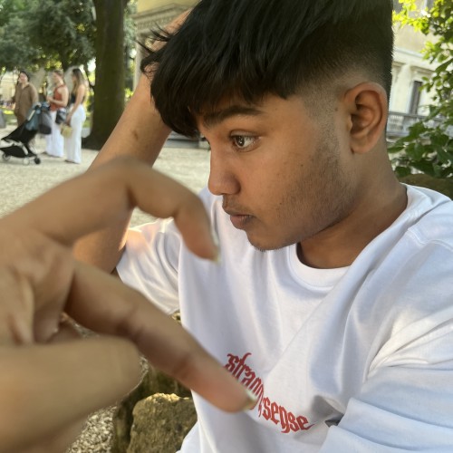 muntasir f. profile photo