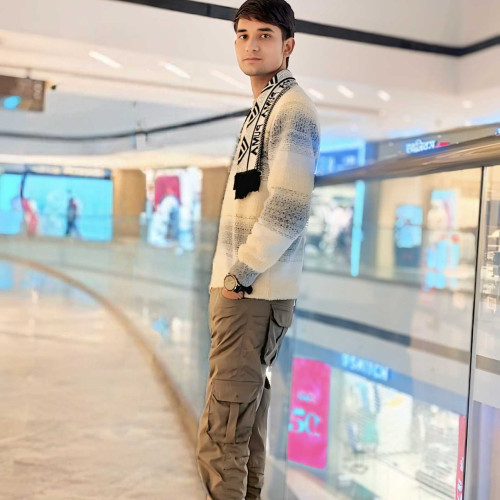 max v. profile photo