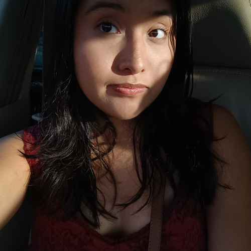 Iris R. profile photo