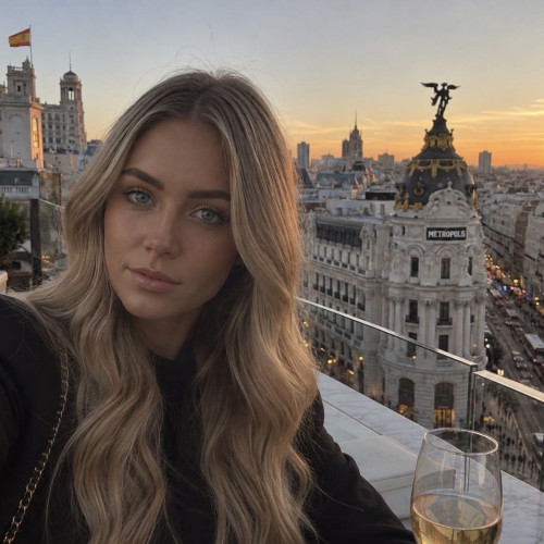 MANUELA G. profile photo