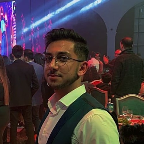 Murad Q.