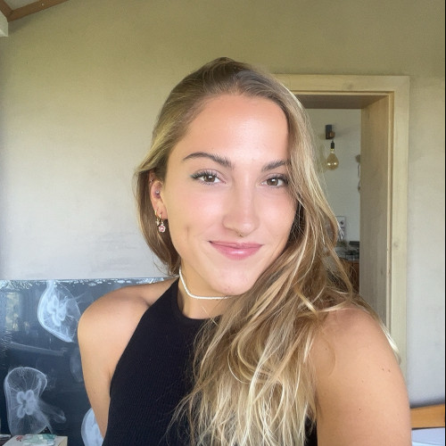 Yasemin  F. profile photo