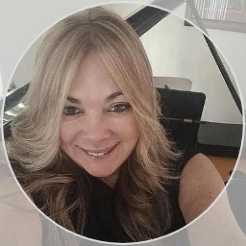 Ivonne R. profile photo