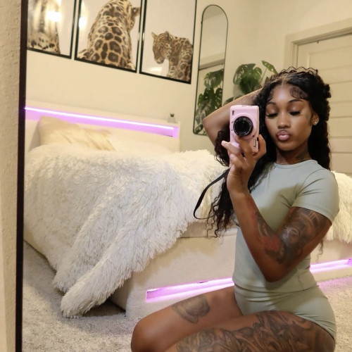 kylie  b. profile photo