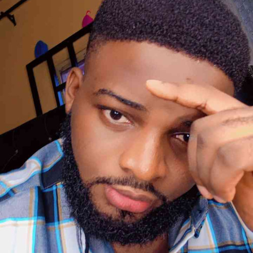 Uche  E.