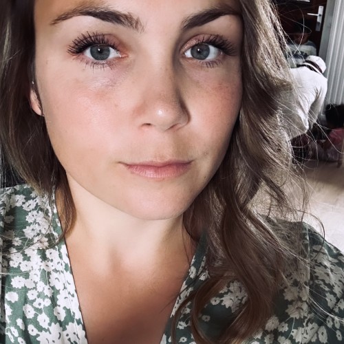 Anais  L.