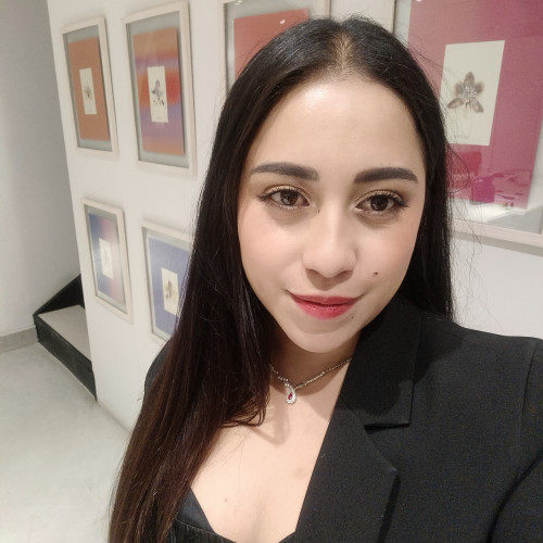 Paula  H. profile photo