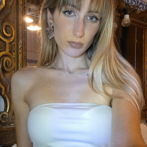 Cristina  P. profile photo