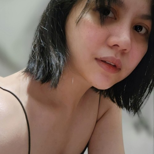 Divine L. profile photo