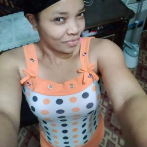 Dee S. profile photo