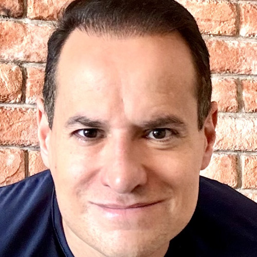 Alex V.