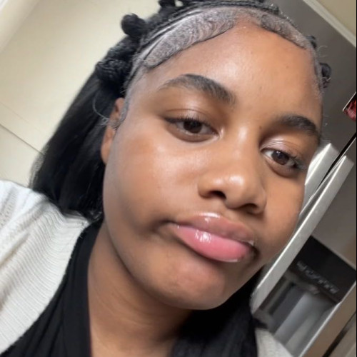 Lilli T. profile photo