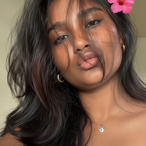 Laara L. profile photo