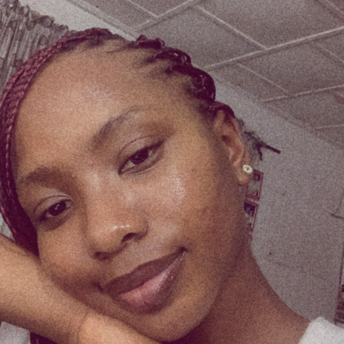 Aima L. profile photo
