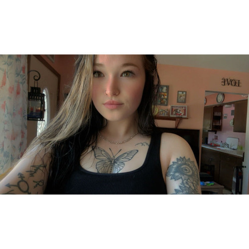 Ashley W. profile photo