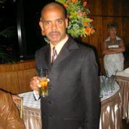 Luis  M. profile photo